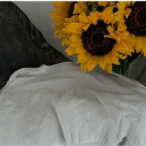 Brandy Melville Knit sweater